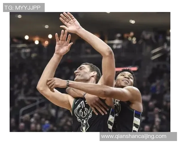 布鲁克洛佩斯如何在NBA赛场上重塑自我与球队价值 布鲁克洛佩斯如何在NBA赛场上重塑自我与球队价值