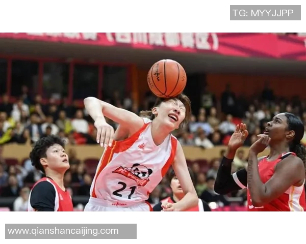 广东队与江苏南钢激战四月五日争夺篮球赛季重要胜利